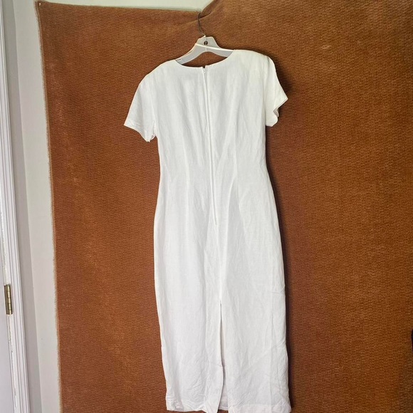 Vintage Plaza South Flower Embroidered White Dress, Size 6. - Picture 6 of 6